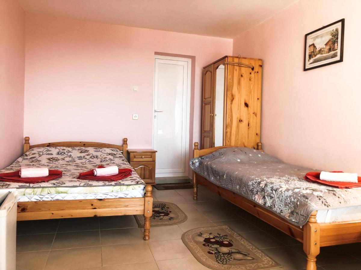 Guest House Paskal 발치크 외부 사진