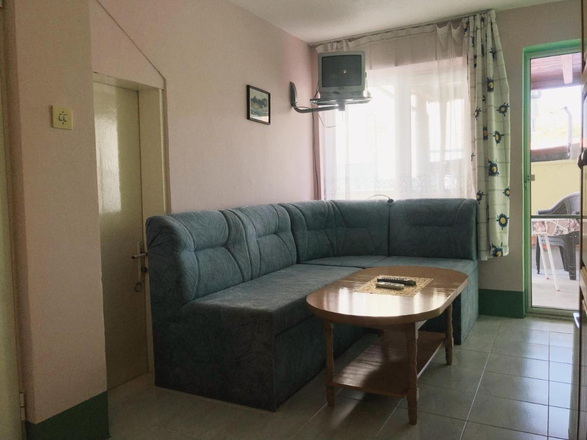 Guest House Paskal 발치크 외부 사진