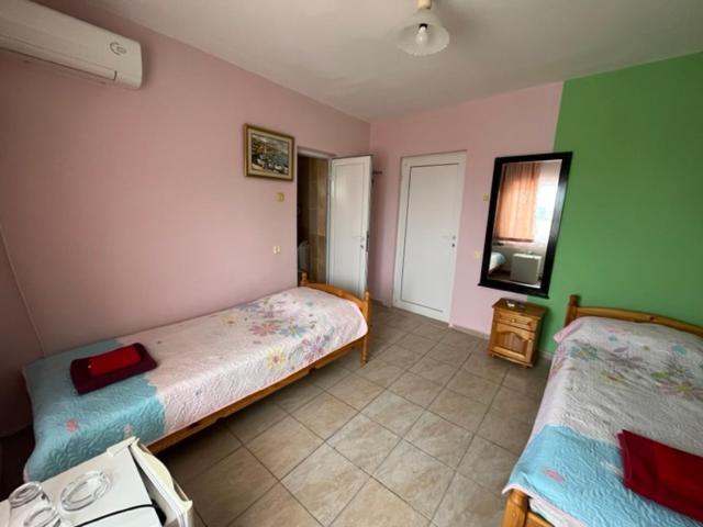 Guest House Paskal 발치크 외부 사진
