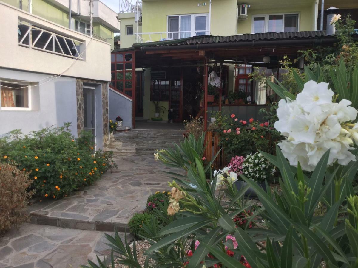 Guest House Paskal 발치크 외부 사진